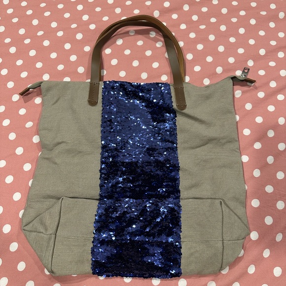 GAP Vintage brand new sequin blue stripe beige shoulder bag; zipper; super cute! - Picture 2 of 9